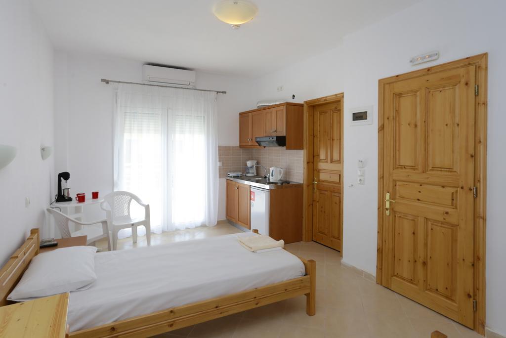 Studios Evrika Skála Marión Chambre photo