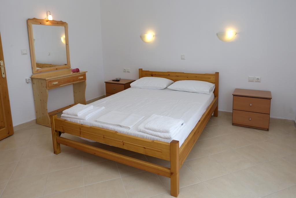 Studios Evrika Skála Marión Chambre photo